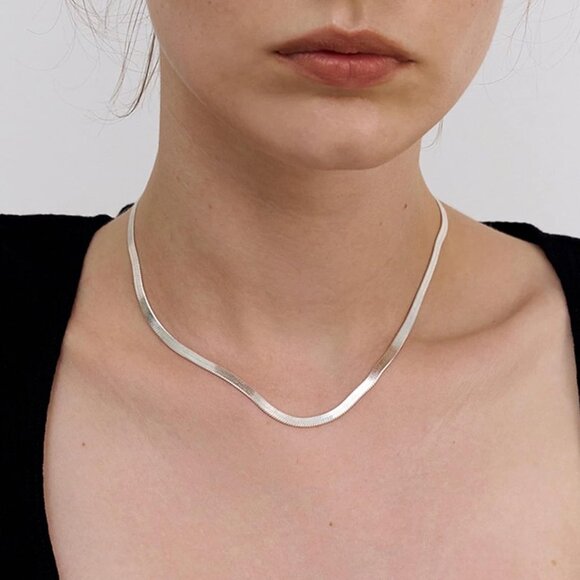 ⚡Snake Chain Herringbone Necklace For Women Gold Filled 14K Gold Silver Plated - Picture 6 of 7